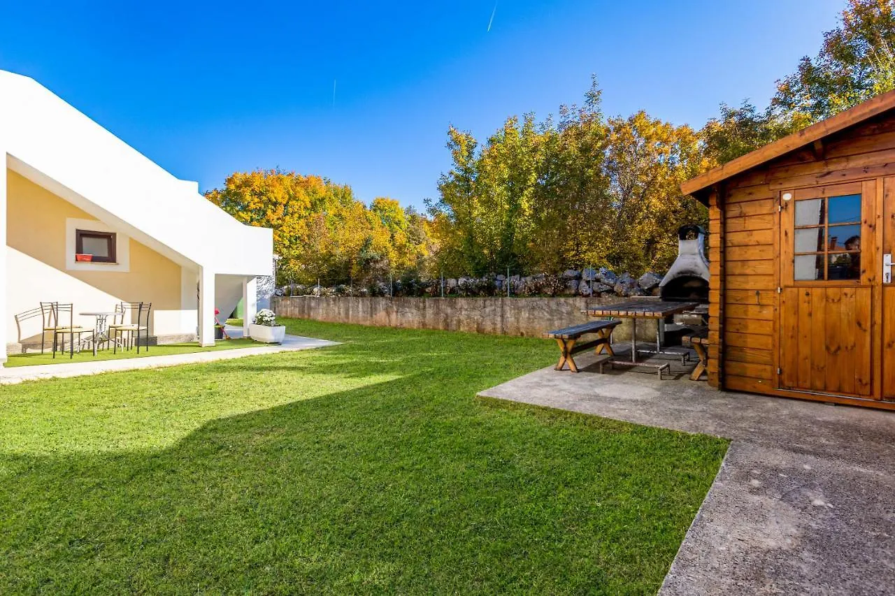 Apartments Meri Sveti Ivan  0*, Sveti Ivan (Krk) Croatia