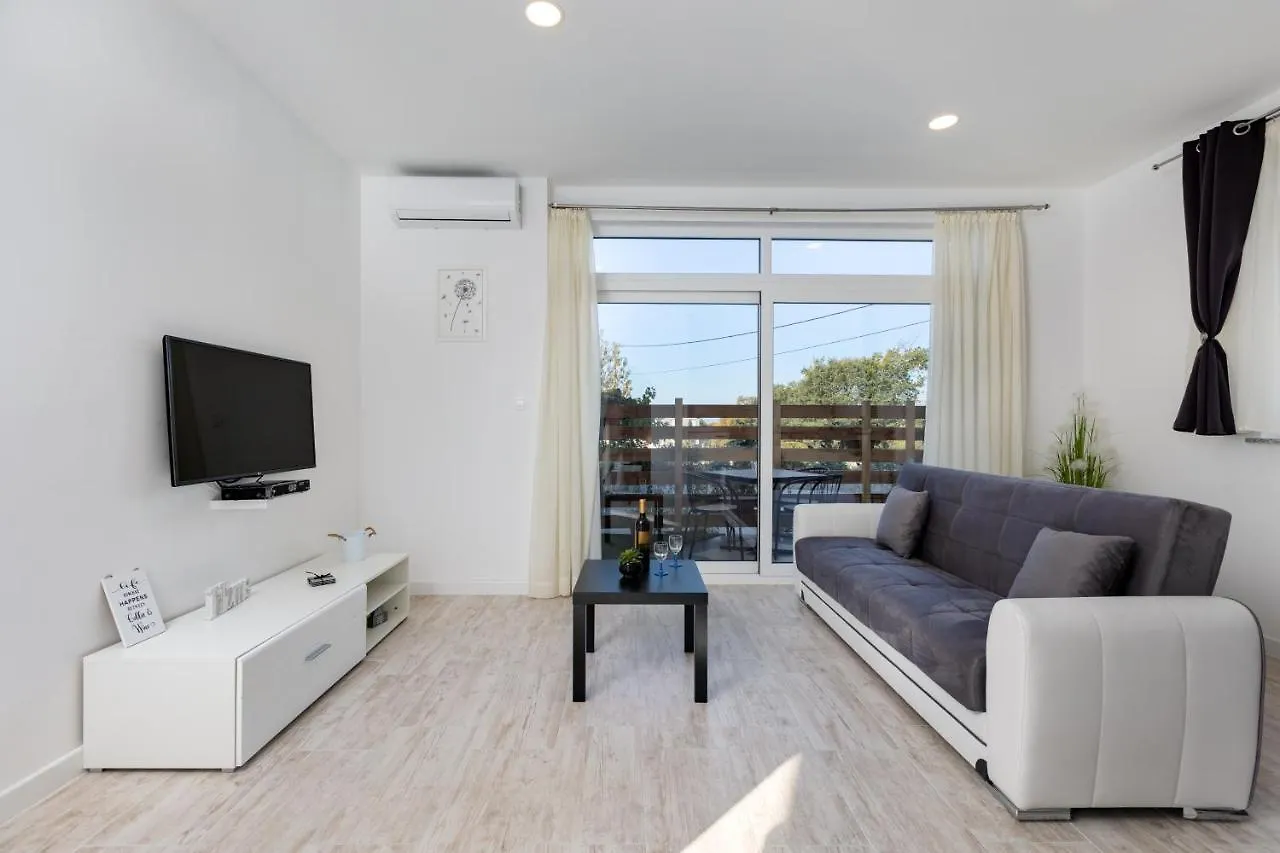 Apartments Meri Sveti Ivan  Sveti Ivan (Krk)